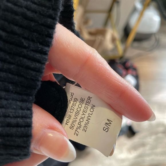 BEST black sweater🖤   - Picture 5 of 6